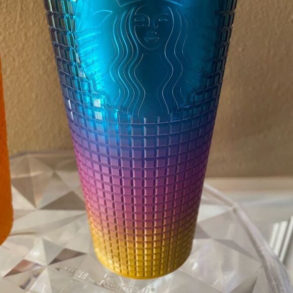 Starbucks Singleton Pride Rainbow Tumbler Mango Tumbler 24 Ounces - Picture 6 of 11